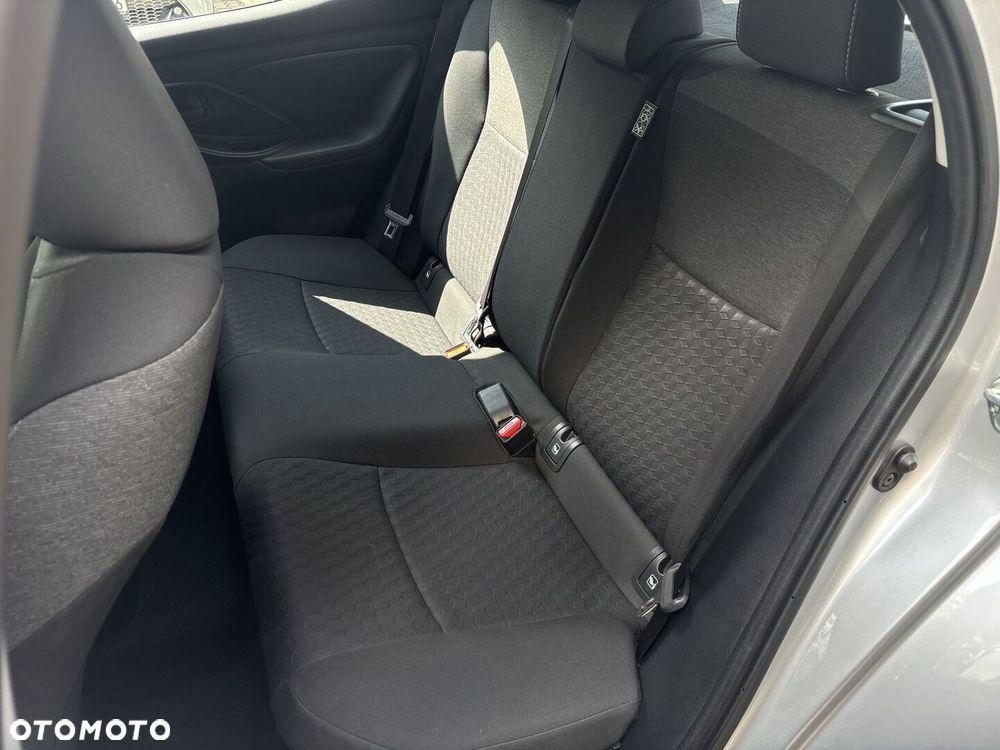 Toyota Yaris Hybrid 1.5 Comfort - 23