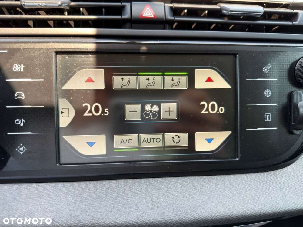 Citroën C4 Picasso - 13