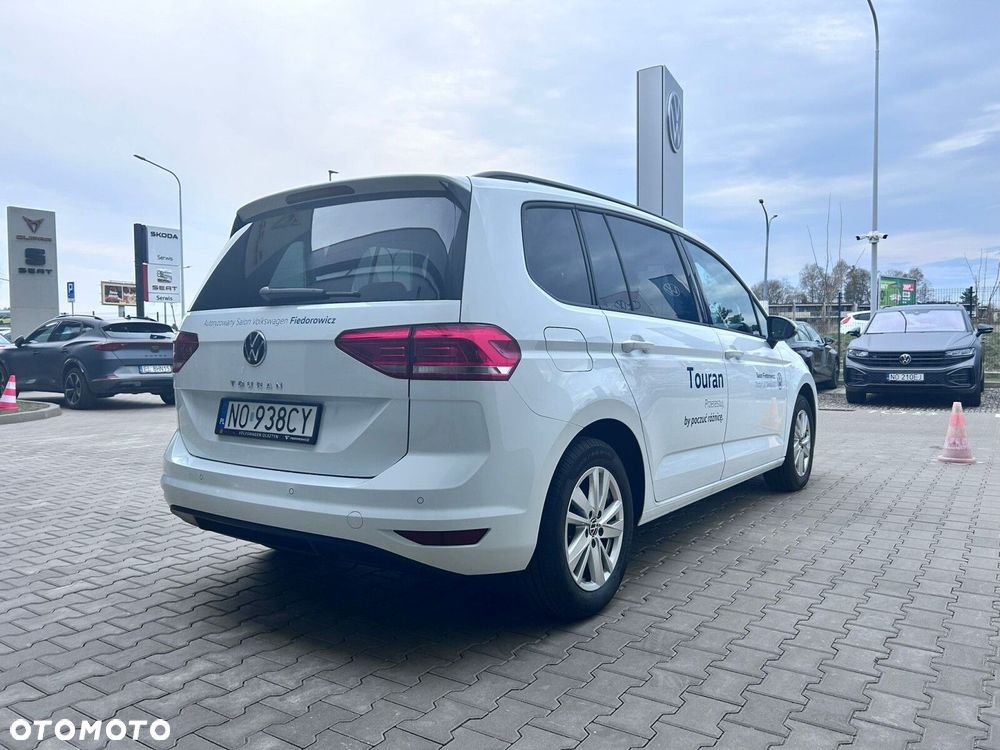 Volkswagen Touran 1.5 TSI EVO Special Edition DSG - 2