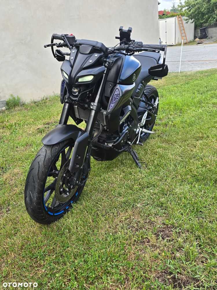 Yamaha MT - 4
