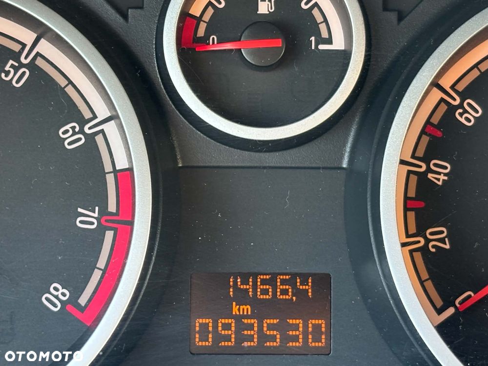 Opel Corsa 1.0 12V Essentia - 6