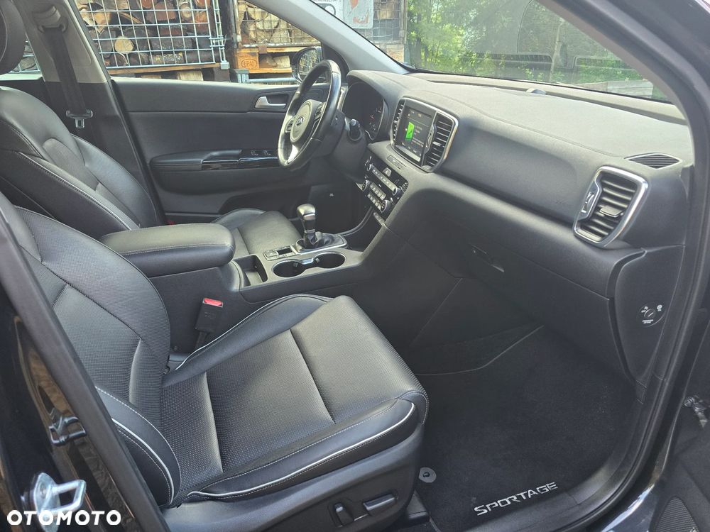 Kia Sportage 2.0 CRDI AWD VISION - 11