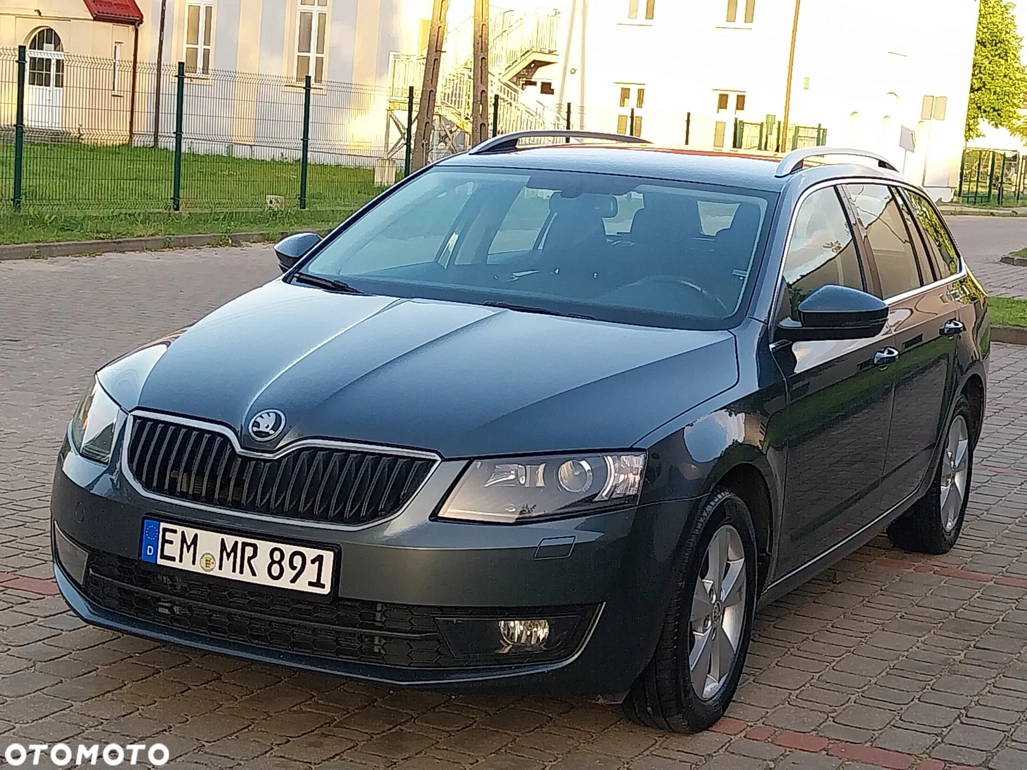 Skoda Octavia 2.0 TDI DSG Premium Edition - 2