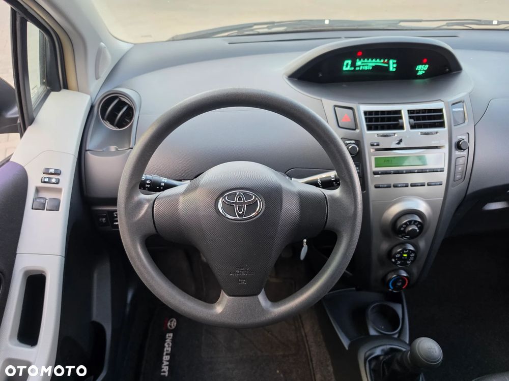 Toyota Yaris 1.0 VVT-i Cool - 7