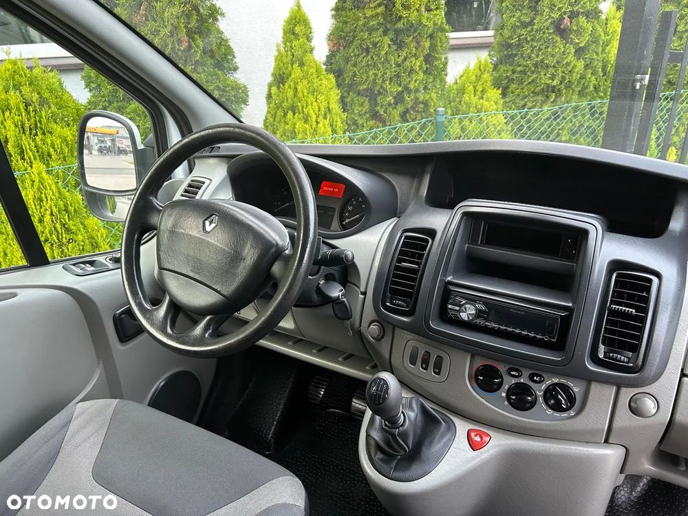 Renault Trafic 2.5 dCi FAP 150 L2H1 Komfort - 18