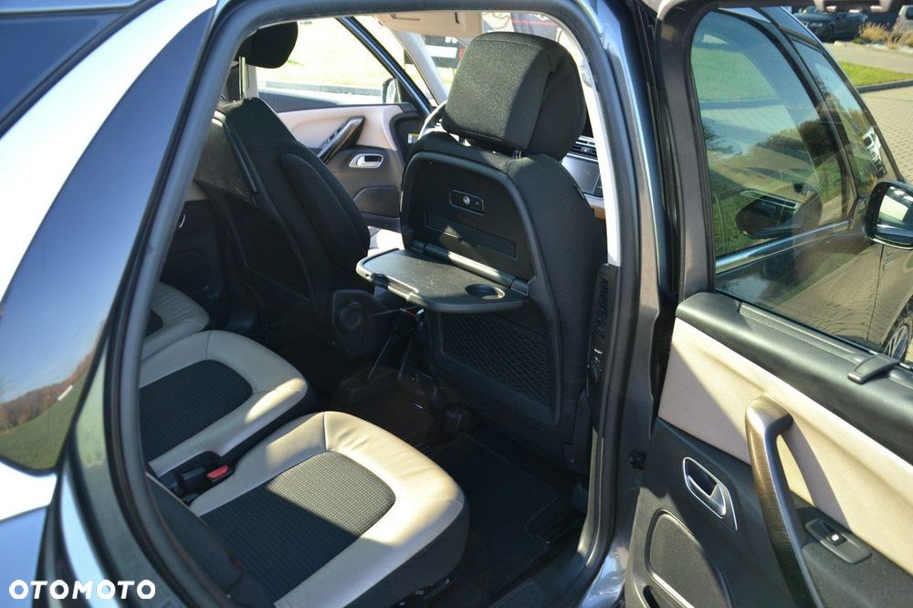 Citroën C4 Picasso - 20