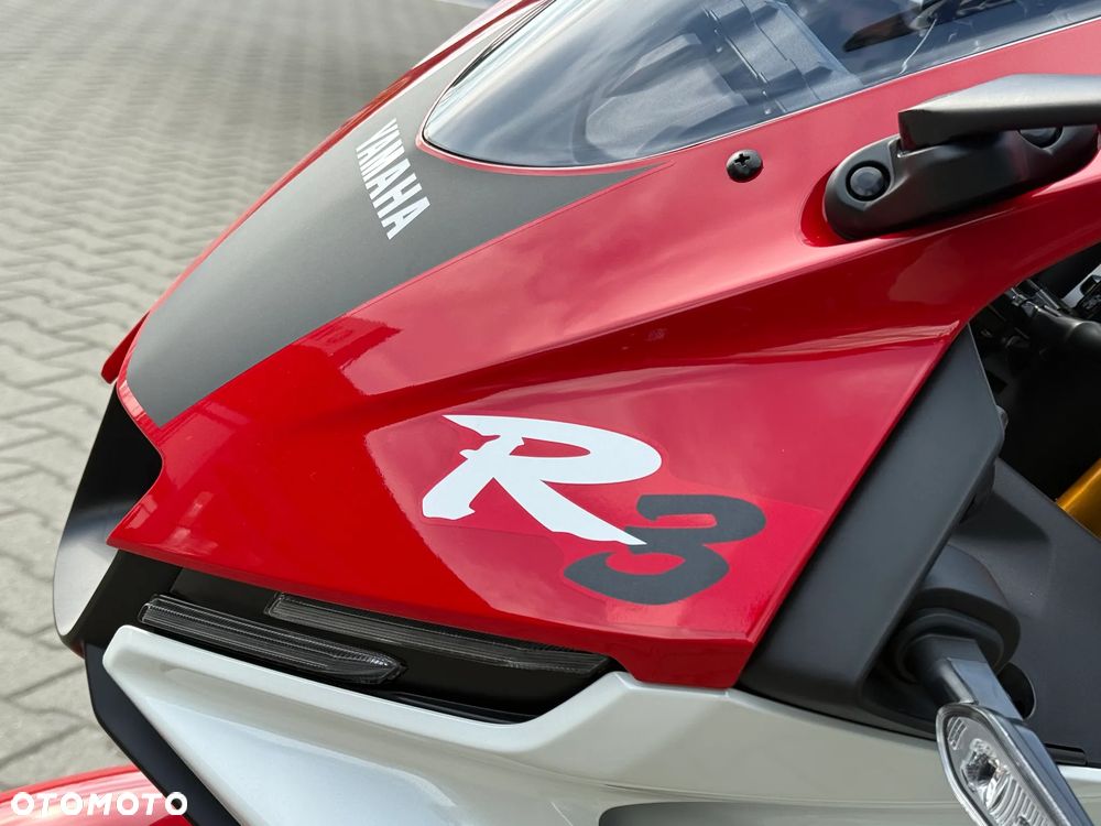 Yamaha YZF - 3
