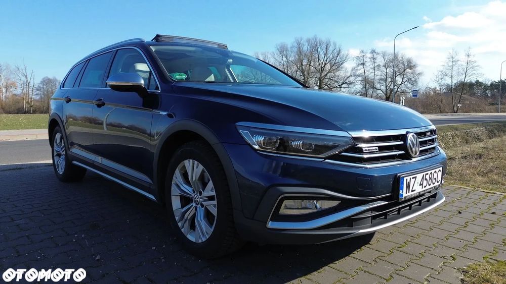 Volkswagen Passat Alltrack 2.0 TDI SCR 4Motion DSG (BMT) - 3