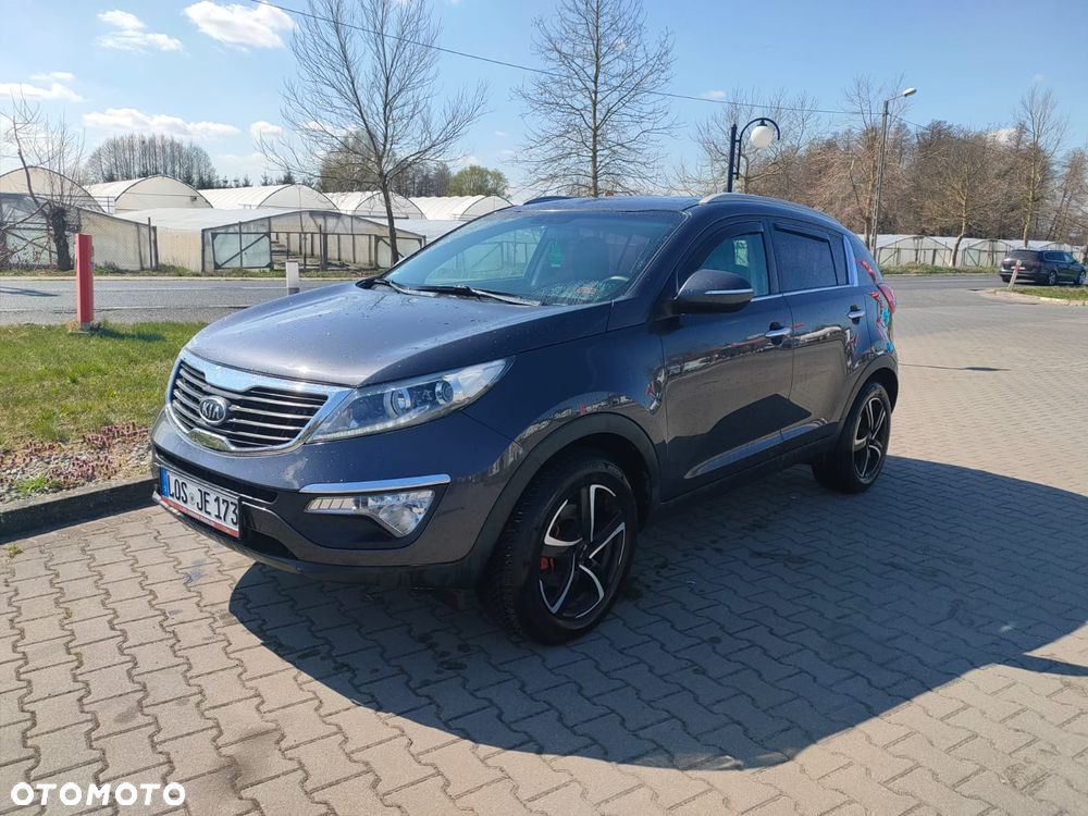 Kia Sportage 2.0 L - 8