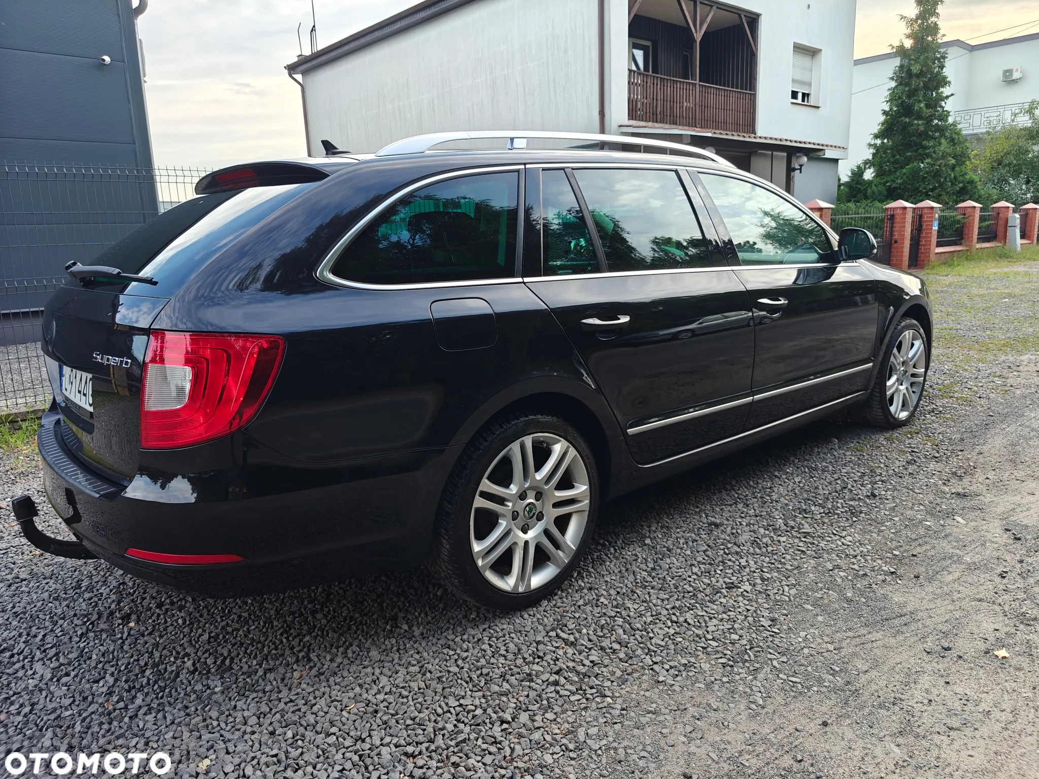 Skoda Superb 2.0 TDI Elegance DSG - 5