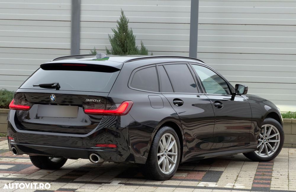 BMW Seria 3 320d Touring Aut. Sport Line - 14