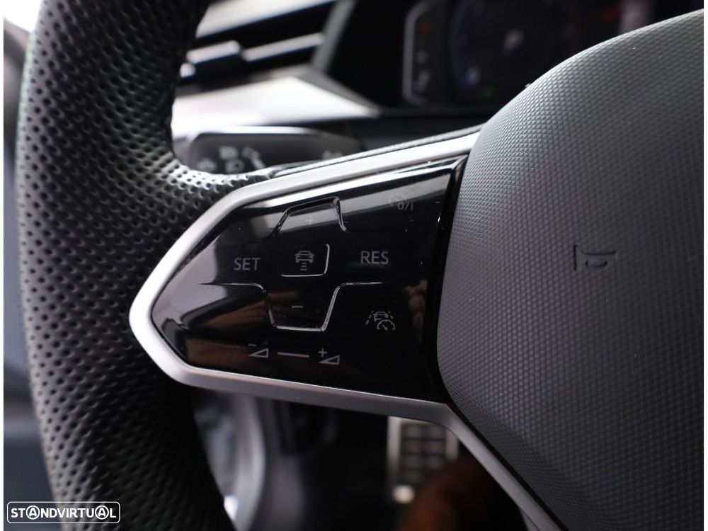 VW Arteon Shooting Brake 2.0 TDI Elegance DSG - 37