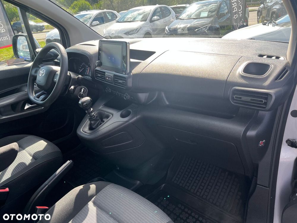 Toyota Proace City Verso 1.5 D-4D Business - 6