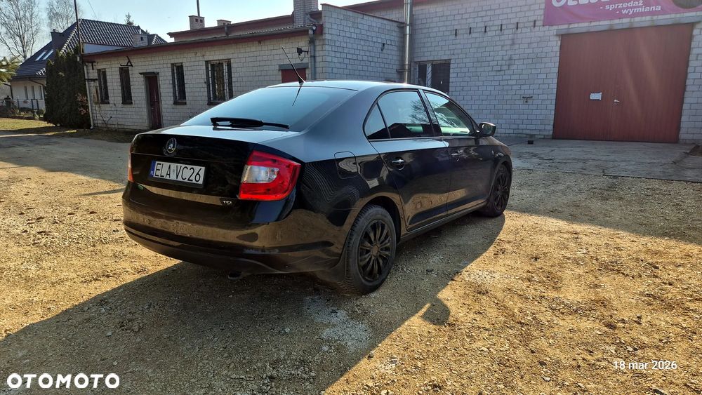 Skoda RAPID 1.2 TSI Ambition - 12