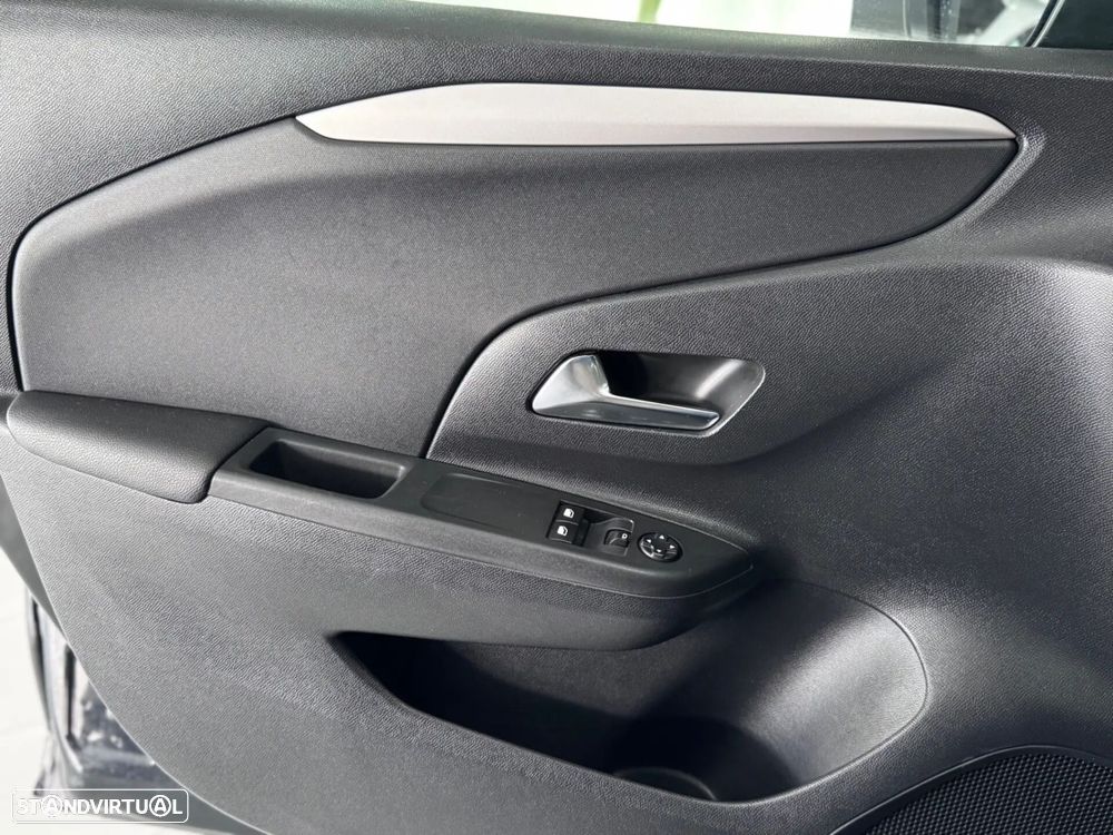 Opel Corsa 1.2 Business - 19