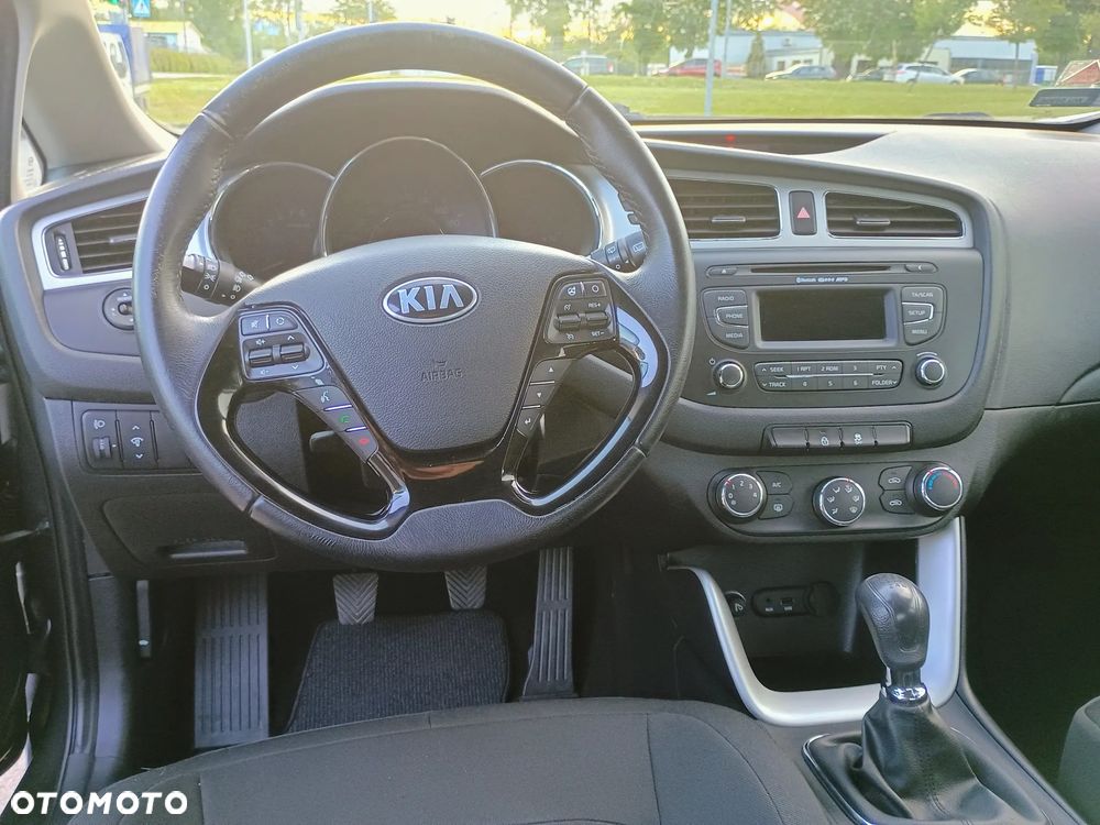 Kia Ceed 1.6 GDI S - 8