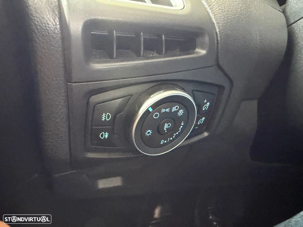Ford Focus SW 1.0 SCTi Titanium - 20