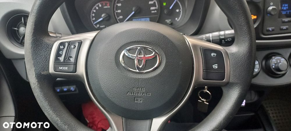 Toyota Yaris - 14