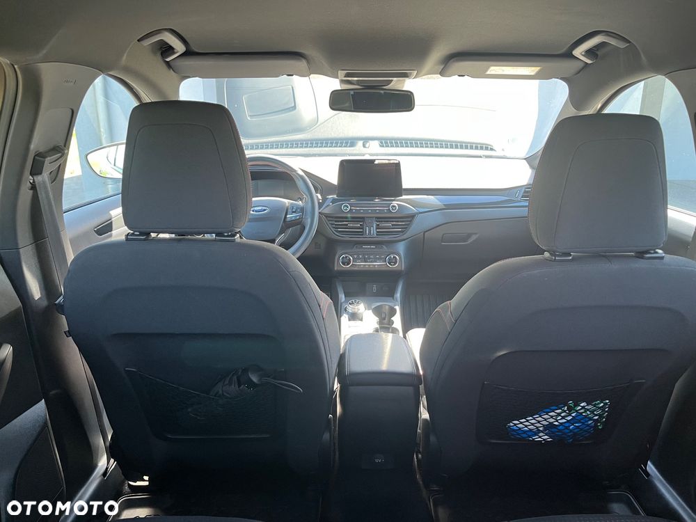 Ford Focus 1.5 EcoBoost ST-Line - 8