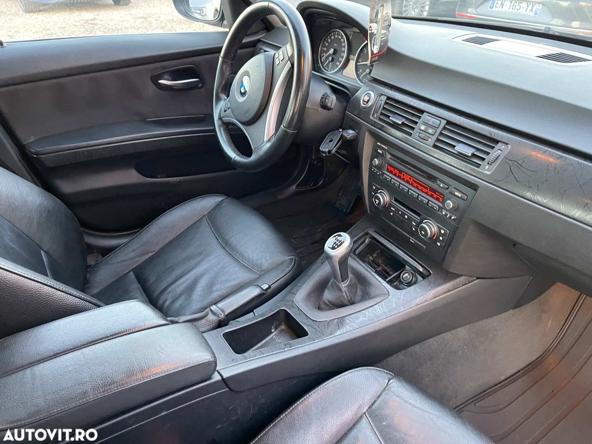 BMW Seria 3 318i Edition Exclusive - 18