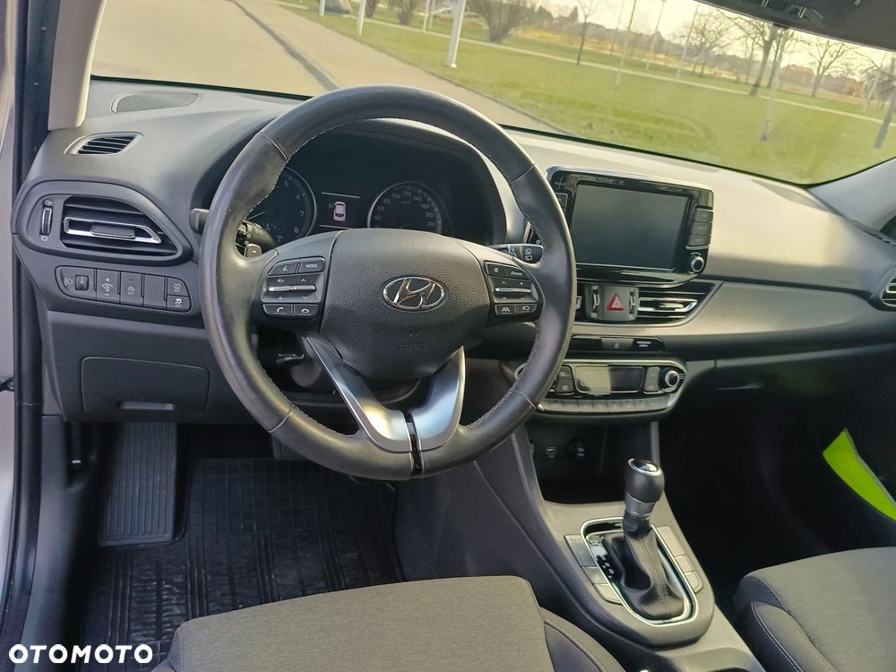 Hyundai i30 1.0 T-GDI Smart DCT - 8