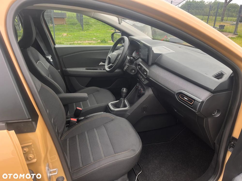 Dacia Sandero Stepway TCe 90 Essential - 14