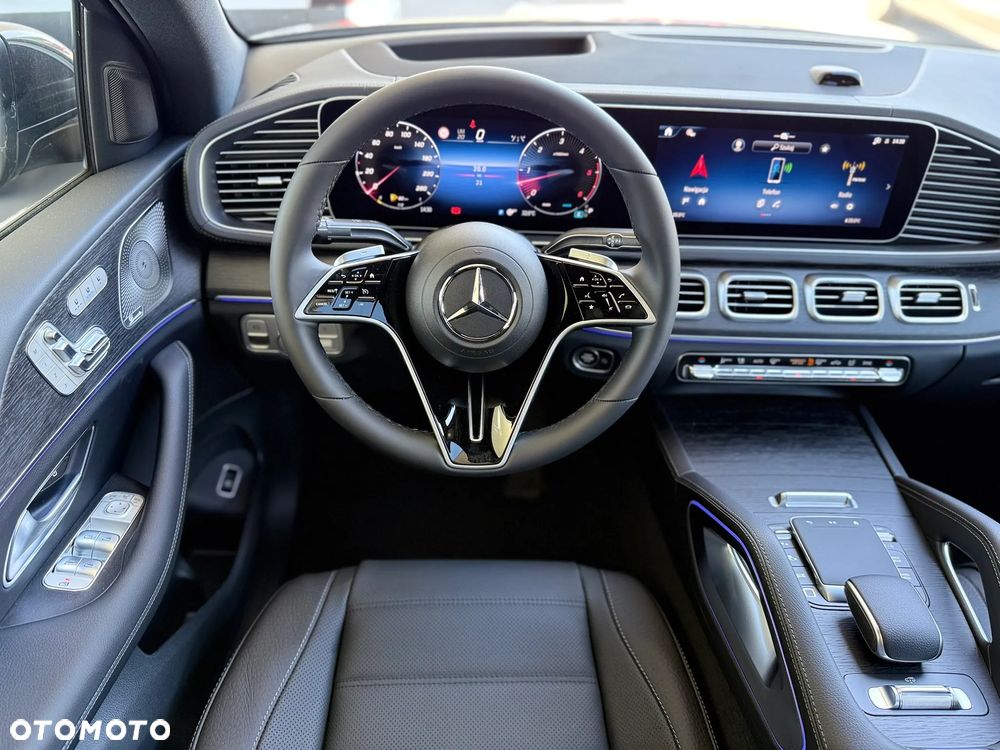 Mercedes-Benz GLE - 12