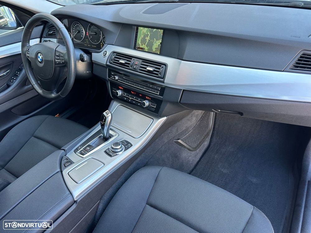 BMW 520 d Auto - 10