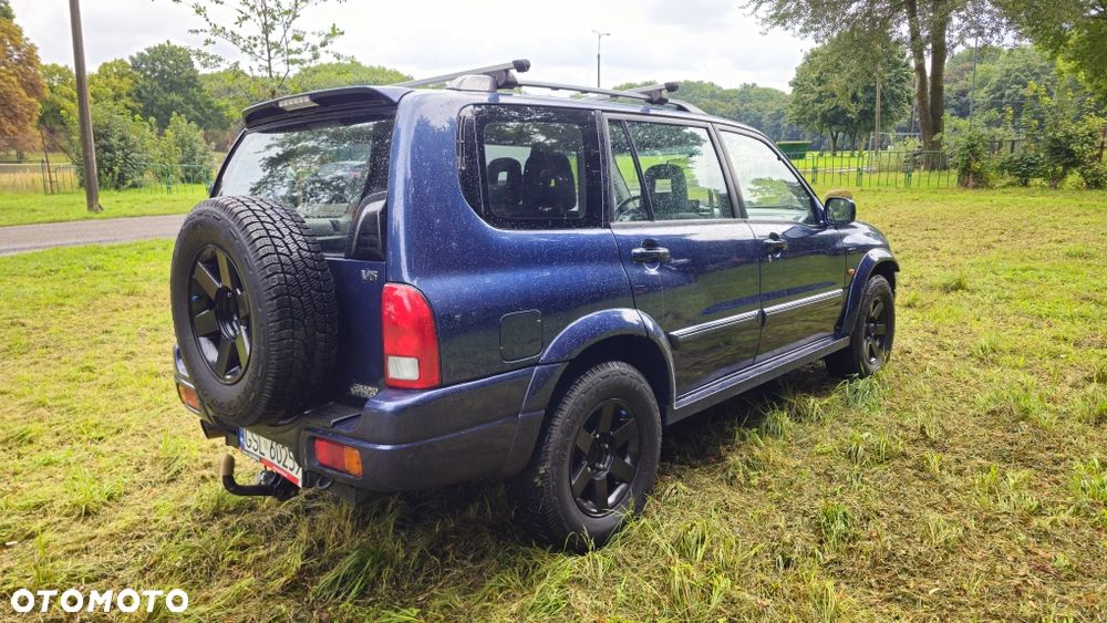 Suzuki XL7