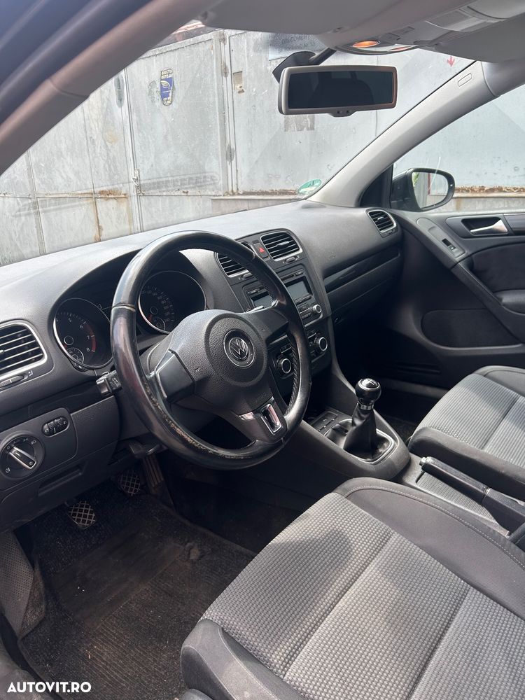 Volkswagen Golf 1.6 Team - 8