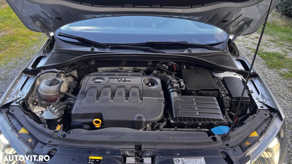 Skoda Octavia 2.0 TDI 4x4 DSG Scout - 15