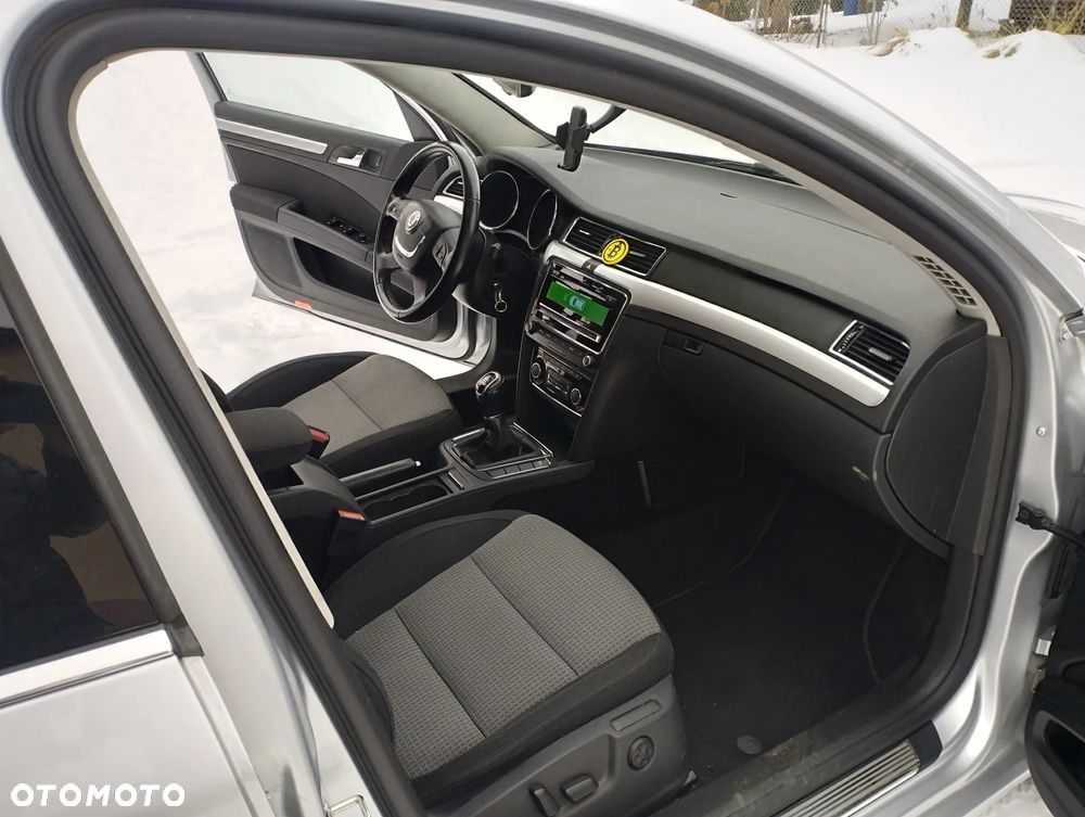 Skoda Superb 2.0 TDI Exclusive - 10