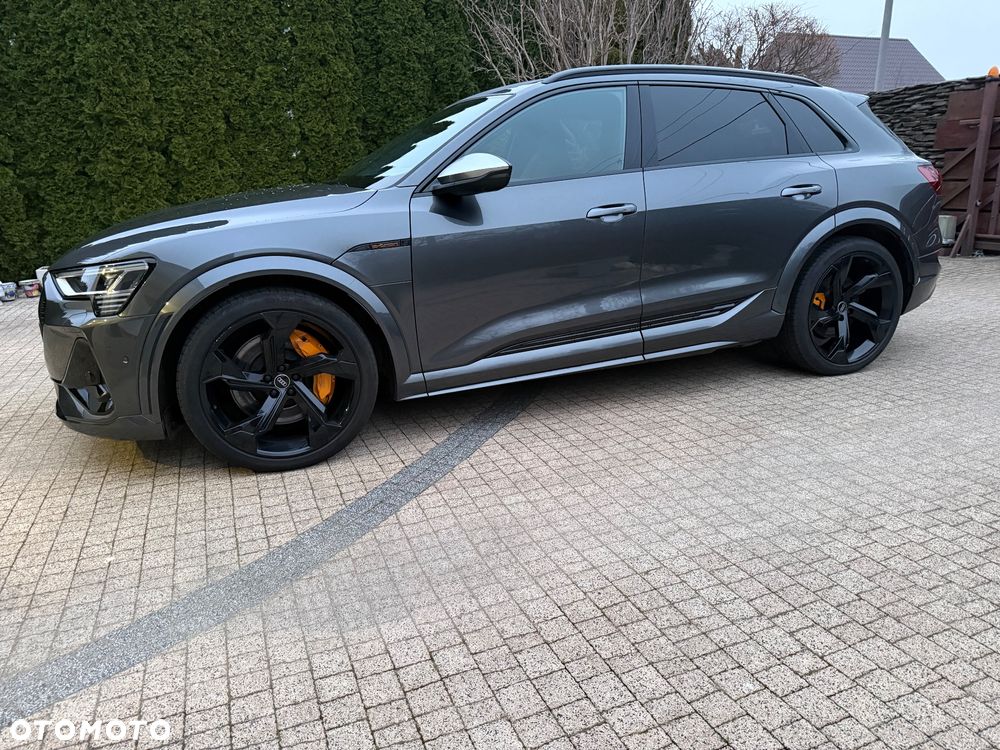 Audi e-tron - 5