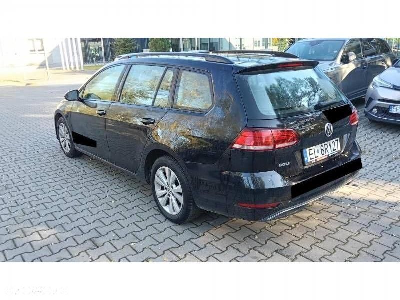 Volkswagen Golf - 4