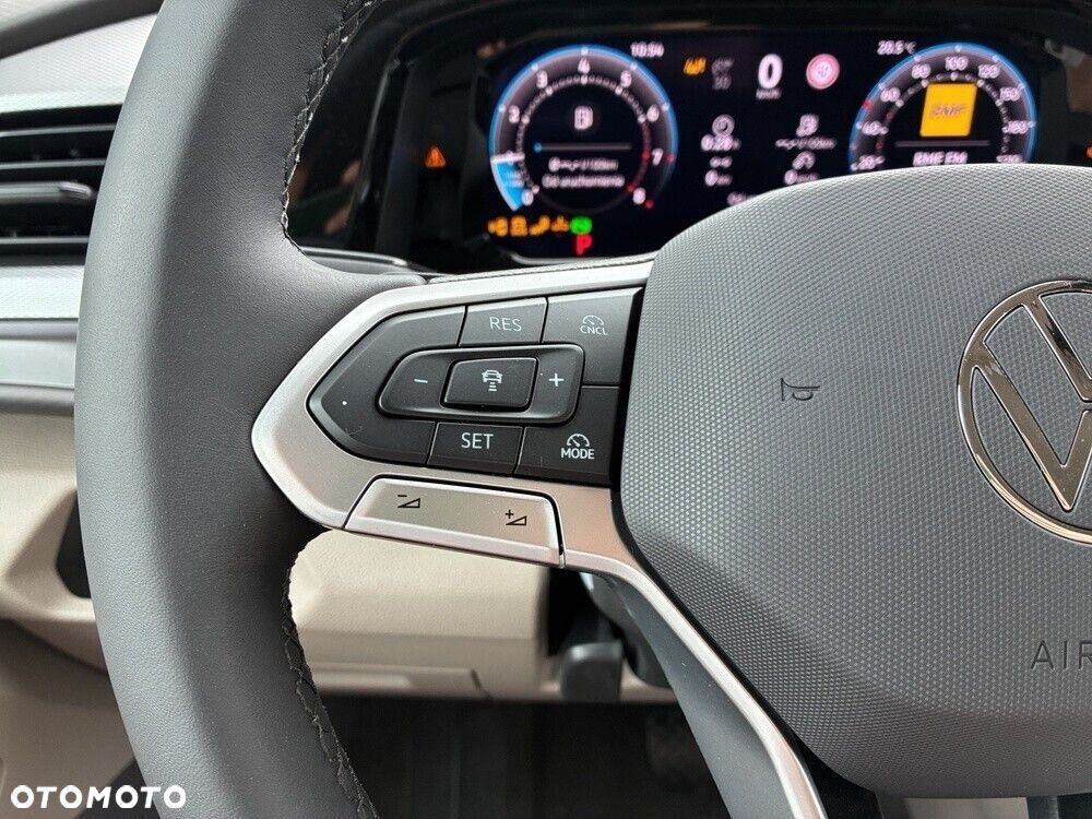 Volkswagen california Beach TOUR/BENZYNA,  5-os., 2.0 TSI 204 KM DSG (dolne i górne łóżko) - 21