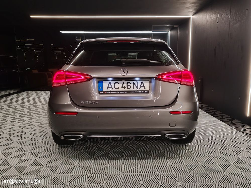 Mercedes-Benz A 250 e Progressive - 12