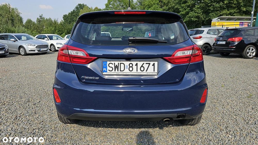 Ford Fiesta 1.1 Trend - 11