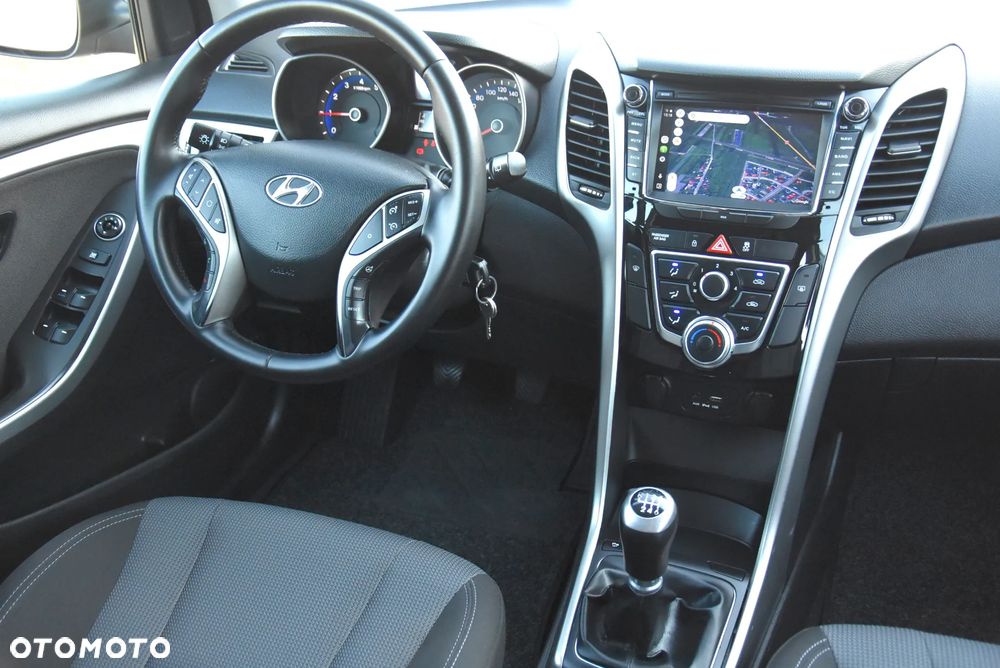 Hyundai i30 blue 1.6 GDI YES Gold - 23