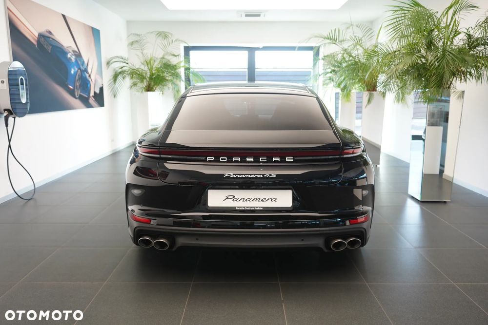 Porsche Panamera - 5