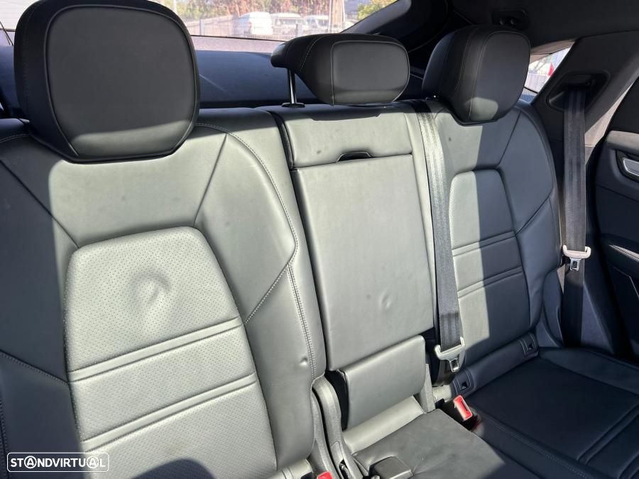 Porsche Cayenne Coupé E-Hybrid - 7