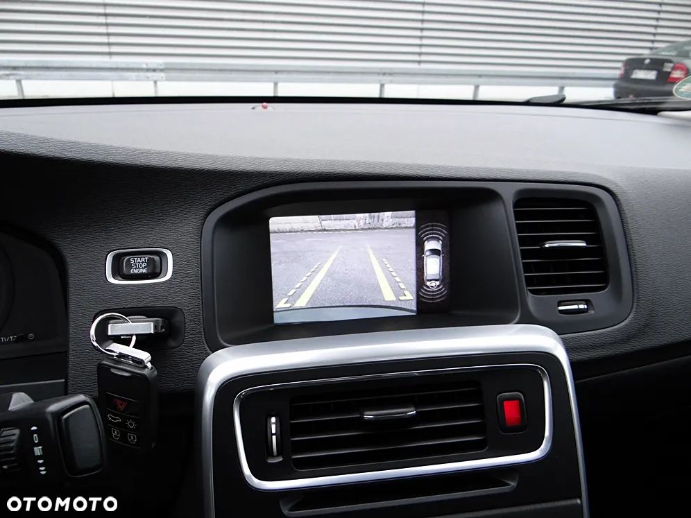 Volvo S60 D3 Summum - 29