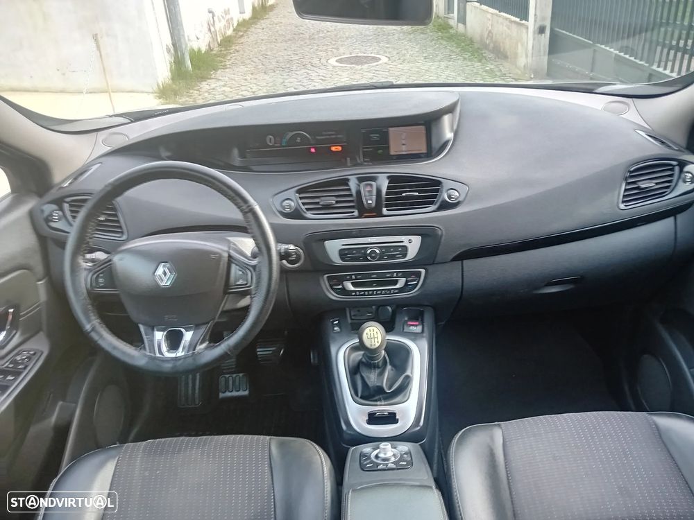 Renault Grand Scénic 1.5 dCi Bose Edition SS - 29
