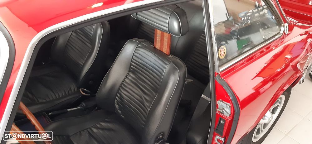 Alfa Romeo 2000 GTV - 8