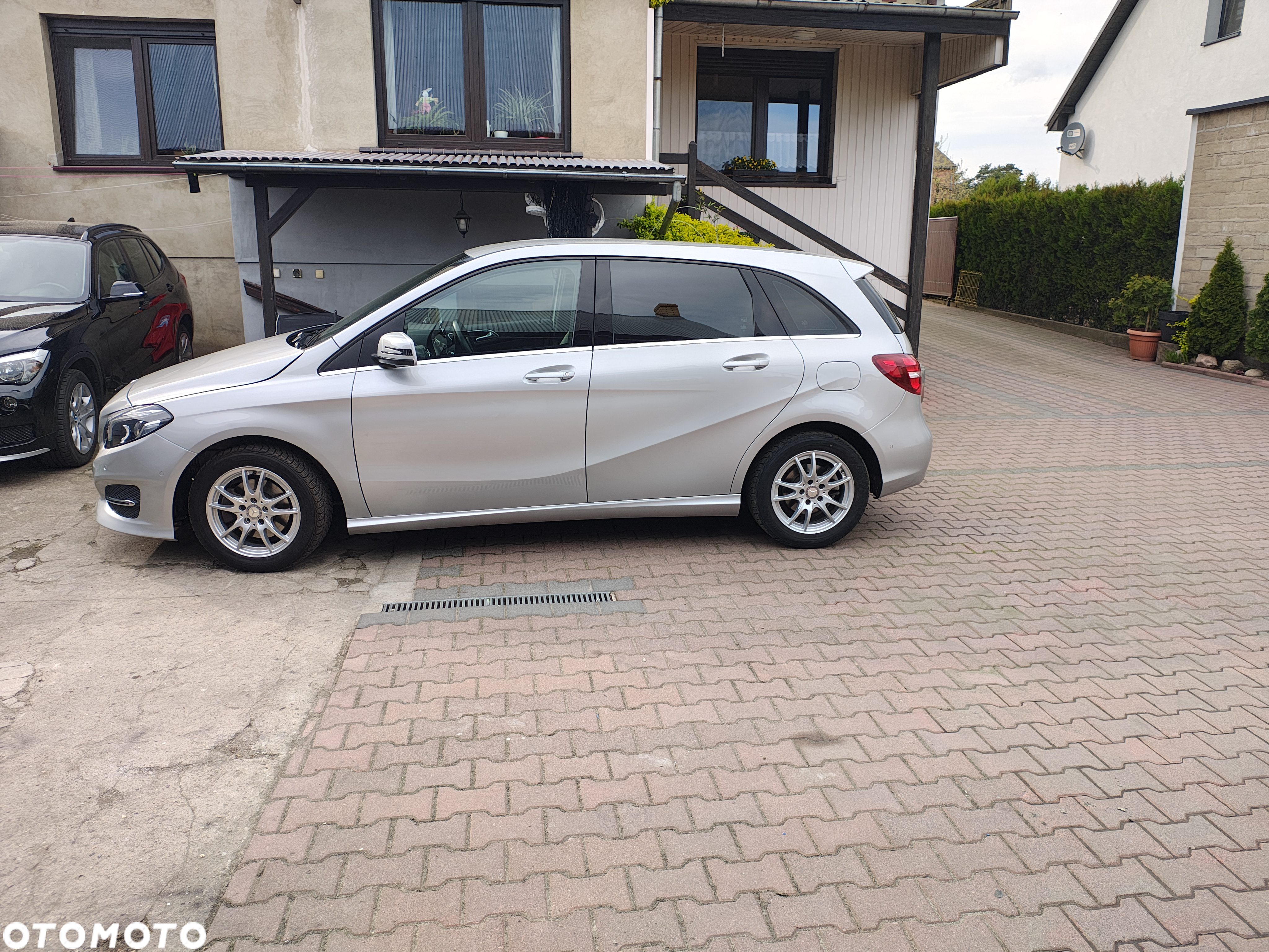 Mercedes-Benz Klasa B 180 (BlueEFFICIENCY) - 7
