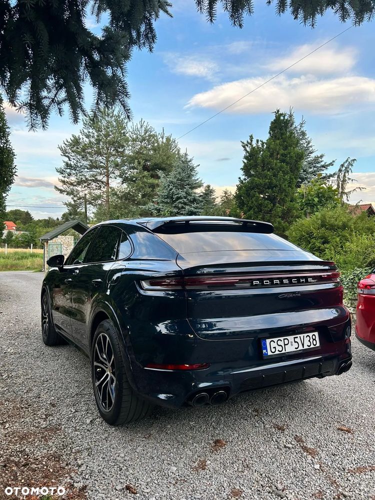 Porsche Cayenne Coupe E-Hybrid PHEV - 5