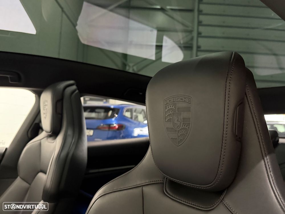Porsche Taycan Sport Turismo - 30