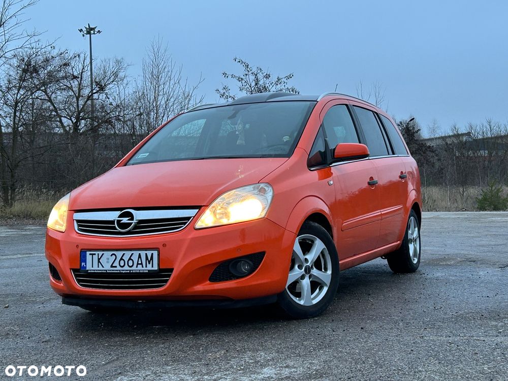 Opel Zafira 1.8 Cosmo - 2