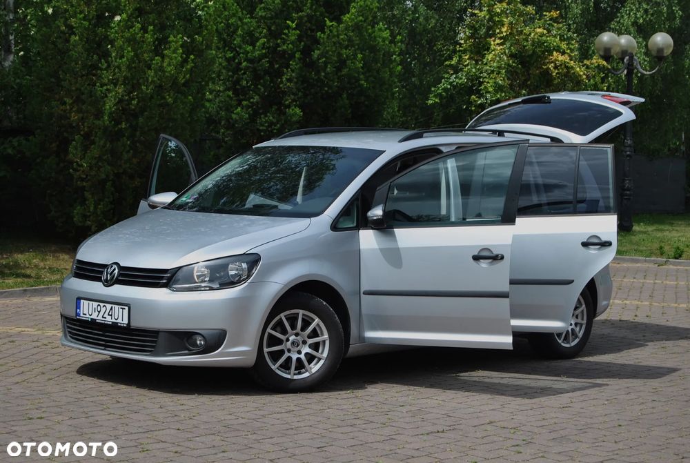 Volkswagen Touran 1.6 TDI DPF STYLE - 18
