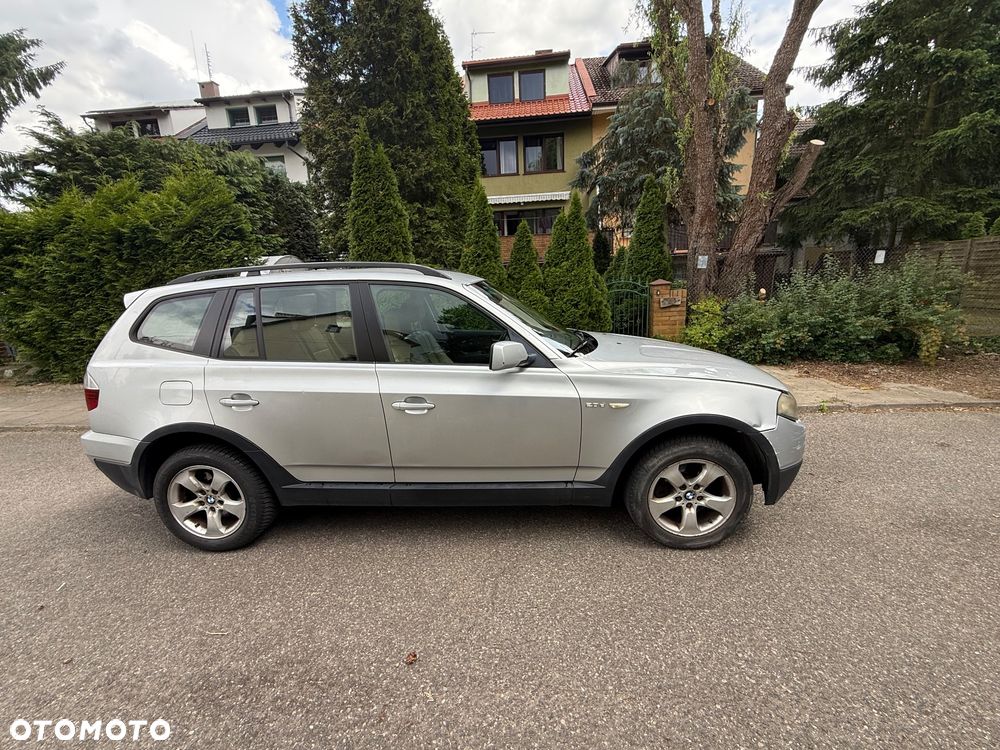 BMW X3 2.0d - 8