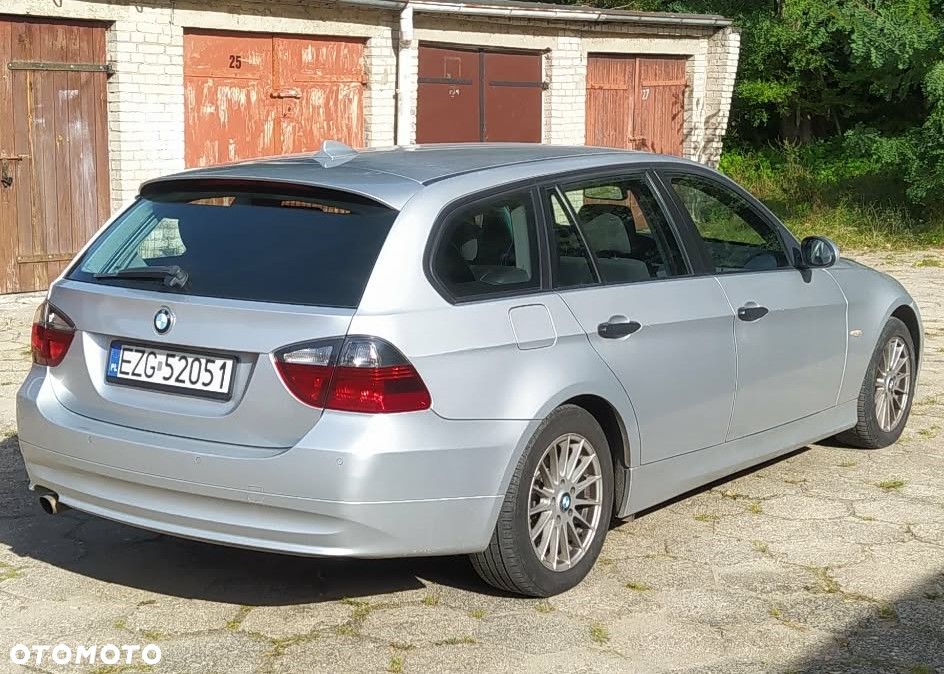 BMW Seria 3 - 7